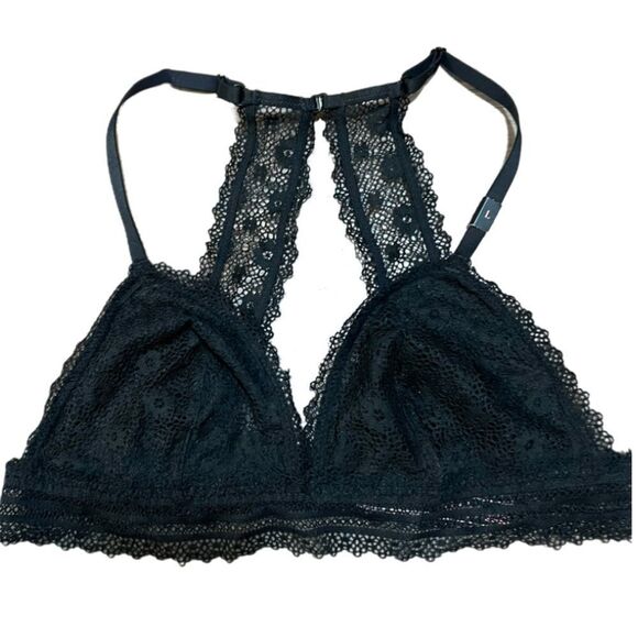 Victoria’s Secret Floral Lace Racerback Unlined bralette bra Black Medium - Picture 2 of 6